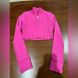 SOLD Brand new Lululemon Define cropped quarter zip
